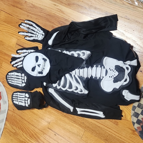 Kid's Skeleton Costume, VGUC - Picture 4 of 8